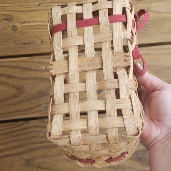 Hand Weaved baskets (set of 3) - Picture 9 of 9